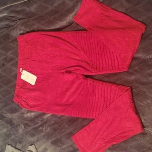 Large red umgee leggings